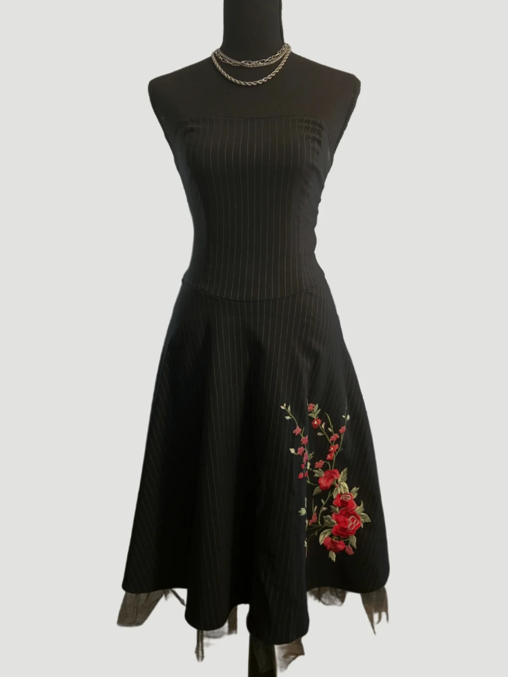 La Belle Dresses | Vintage Y2k Black Strapless Pinstripe Tulle Dress With Red Floral Embroidery! | Color: Black | Size: 5j | Genoveva13's Closet La Belle Dresses | Vintage Y2k Black Strapless Pinstripe Tulle Dress With Red Floral Embroidery! | Color: Black | Size: 5j | Genoveva13's Closet